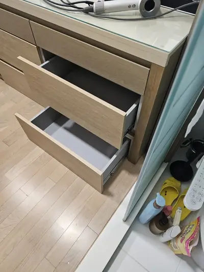 동탄 맞춤가구설치 — 화장대 빈공간 수납장 설치