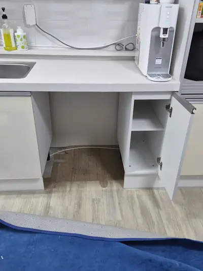 맞춤가구설치 — 하부장 신설치로 수납공간 확보
